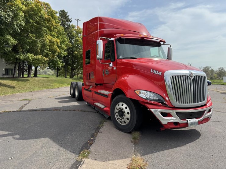 2014-international-prostar-image-7