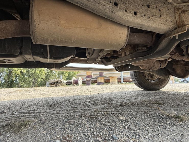 2013-ford-f350-image-42