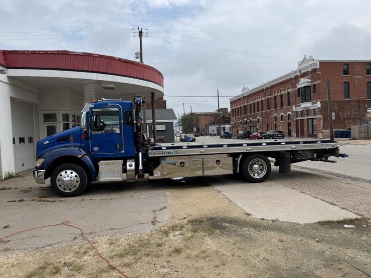 2019-kenworth-t270-image-2