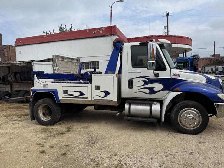 2006-international-durastar-4300-image-5