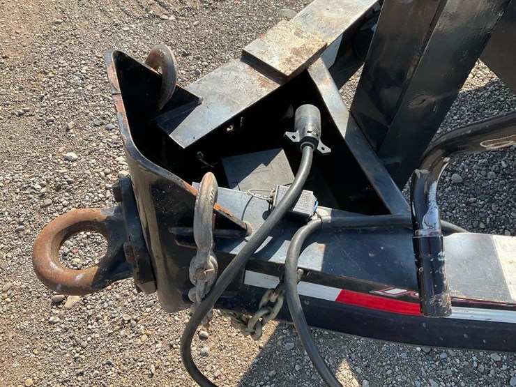 2020-towmaster-t-14dt-image-9