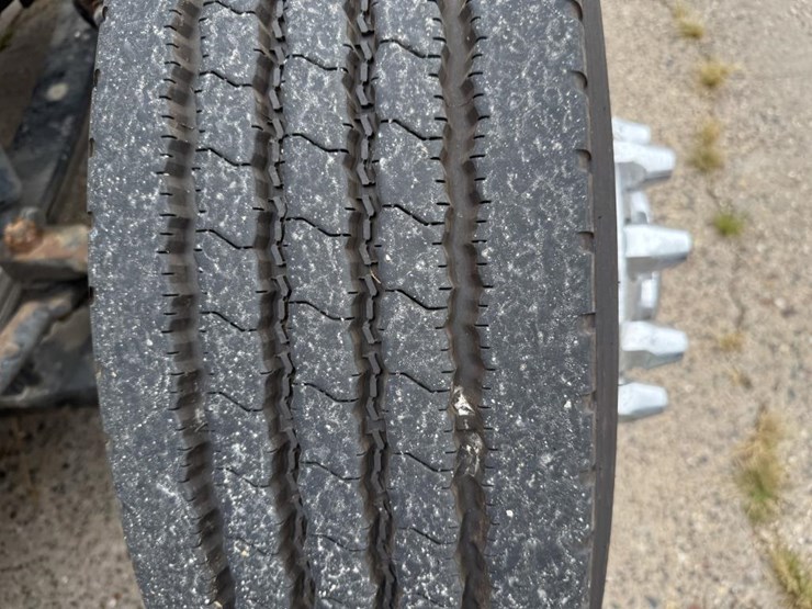 2019-kenworth-t270-image-102