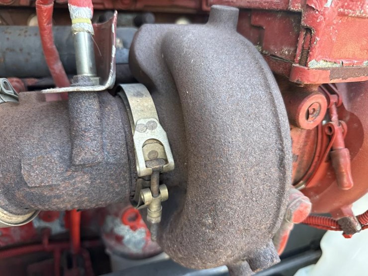 2022-peterbilt-579-image-23