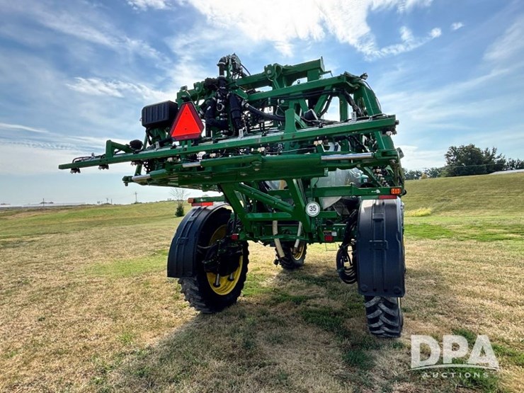 2019-john-deere-r4045-image-13