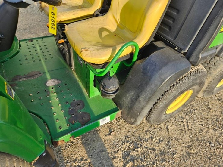 john-deere-gator-image-26