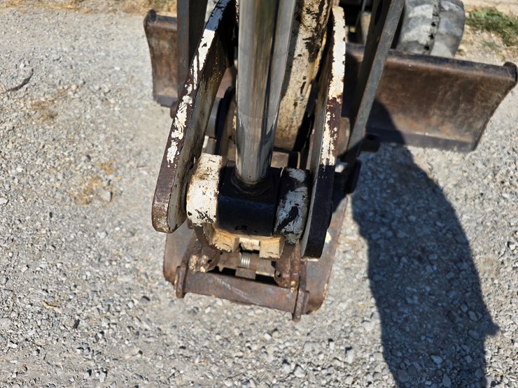 2003-bobcat-328d-image-41