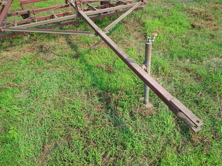 kovar-3-section,-17'-spring-tine-drag,-image-4