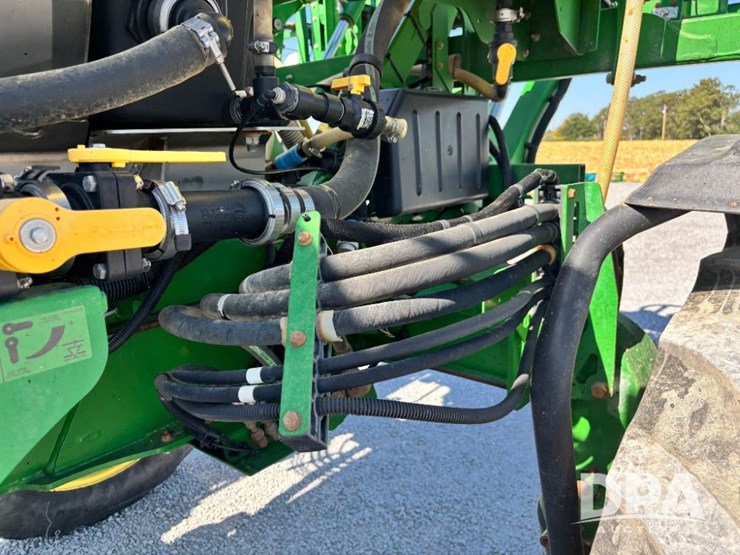 2017-john-deere-r4038-image-57