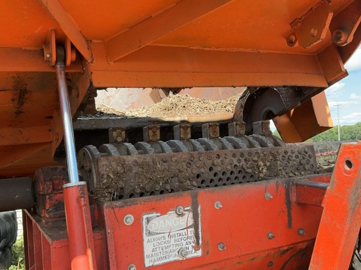 john-deere-12-image-60