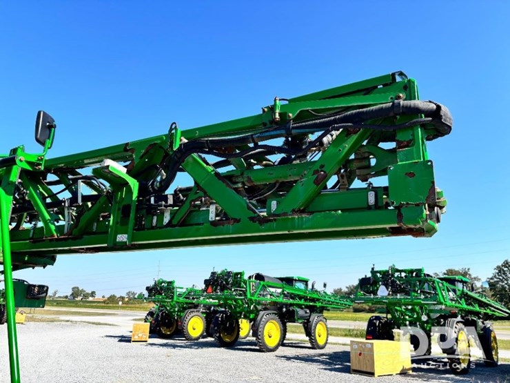 2014-john-deere-r4038-image-91