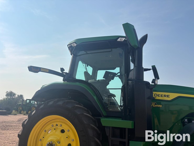 2024-john-deere-8r-250-image-17