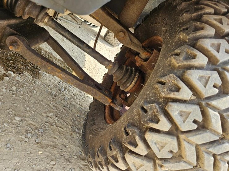 bobcat-2300-image-34