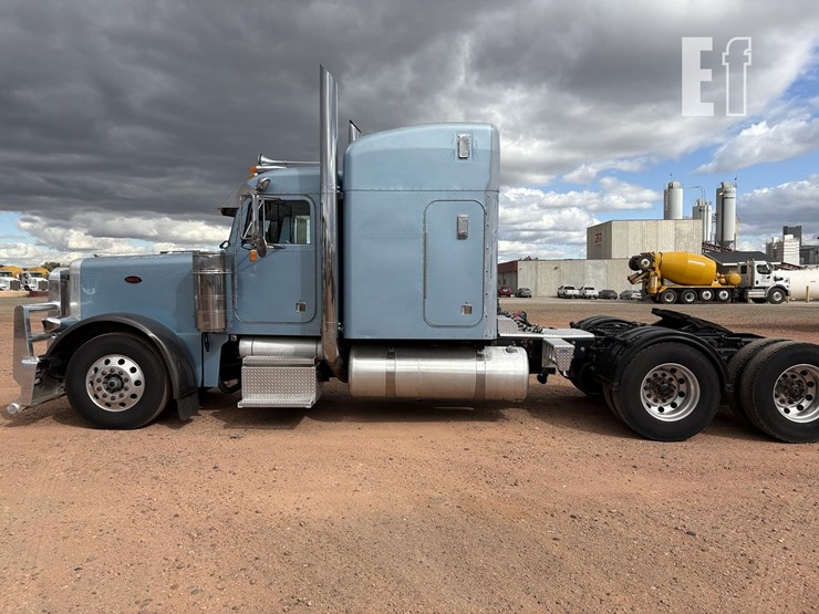 2004-peterbilt-379-image-6