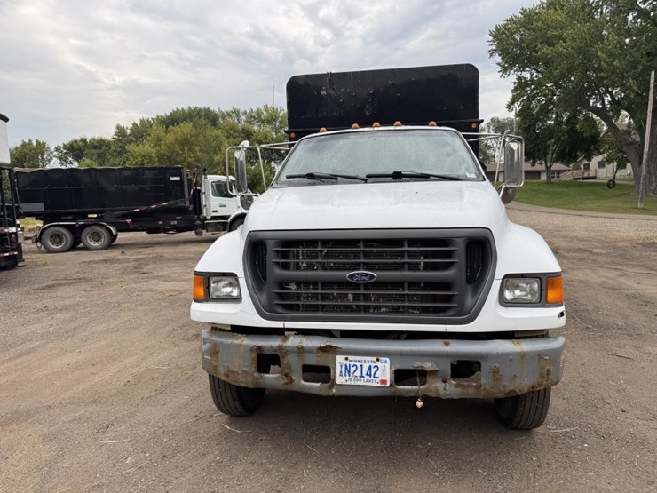 2003-ford-f650-image-8