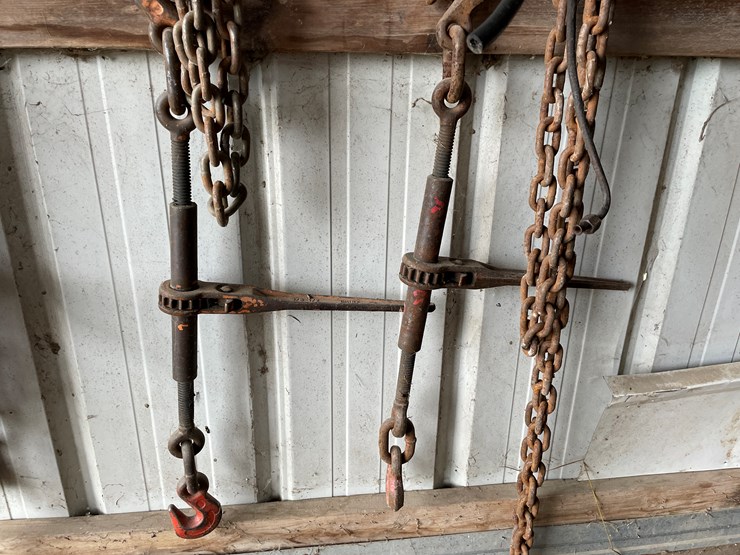 #7139-•-2-chains-and-2-binders-image-3