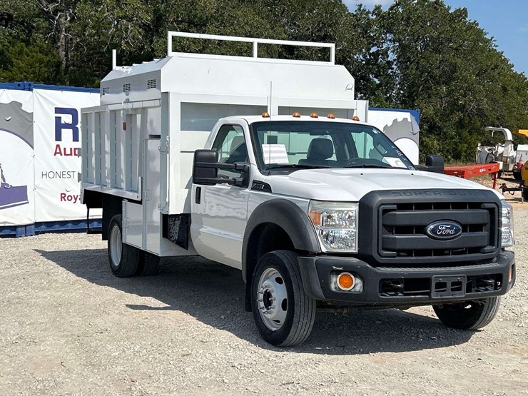 2012-ford-f550-image-4