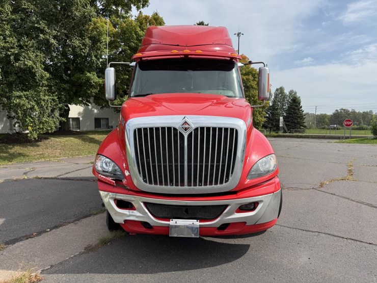 2014-international-prostar-image-8