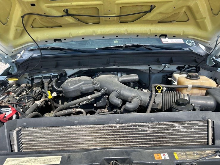 2012-ford-f550-image-8