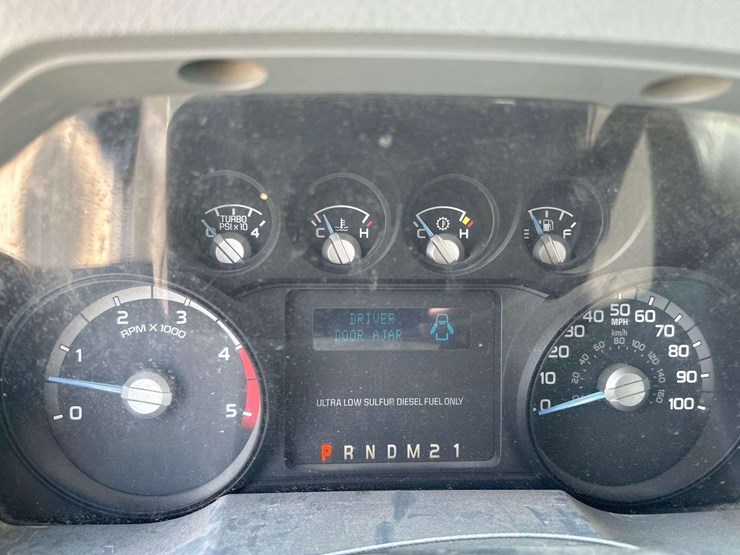 2016-ford-f550-image-12