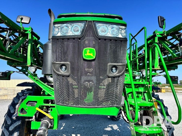 2014-john-deere-r4038-image-26