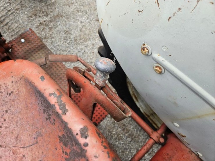 2017-ford-tractor-image-20