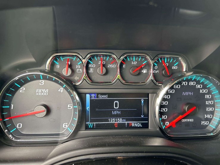 2019-chevrolet-tahoe-image-13