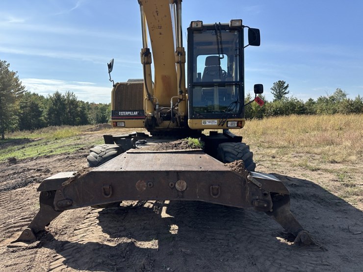 2001-caterpillar-m320-image-9