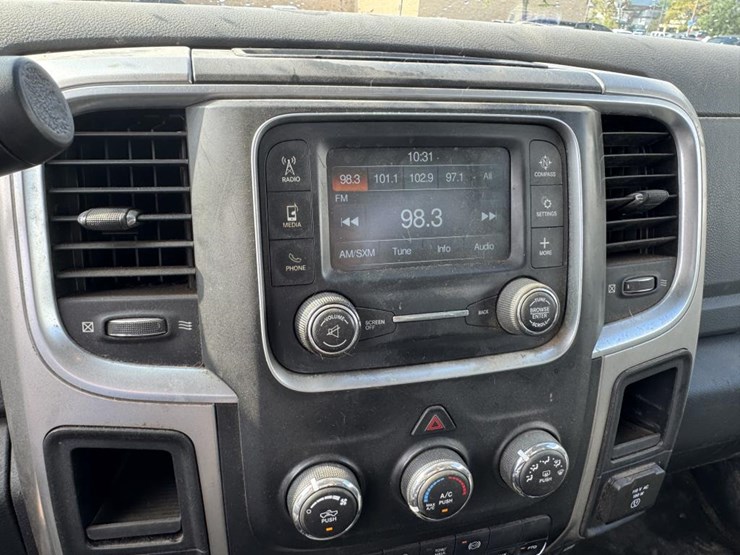 2017-ram-5500-slt-image-54