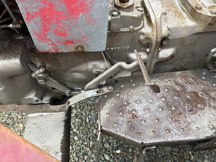 massey-ferguson-260-image-57