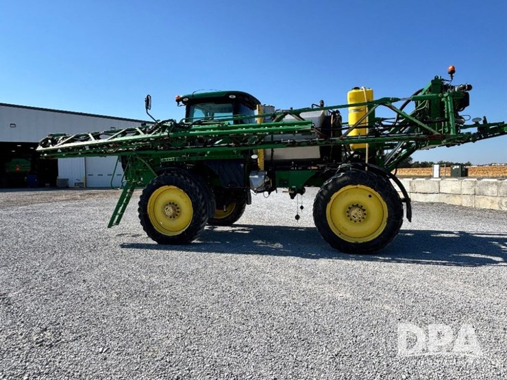 2017-john-deere-r4038-image-12