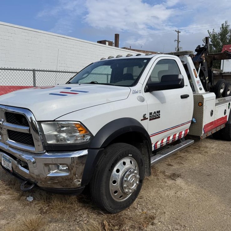 2017 RAM 5500 SLT