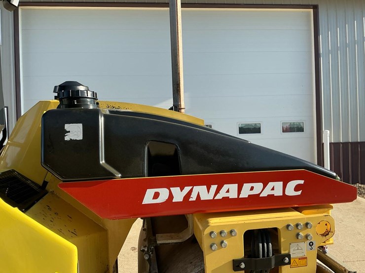 2008-dynapac-cc222hf-image-36