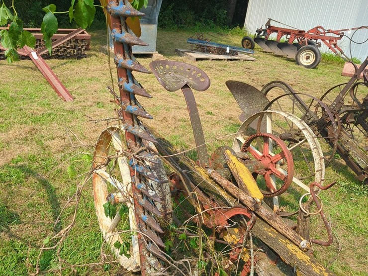 vintage-deering-new-ideal-horse-mower-4'-cutter-bar-image-4