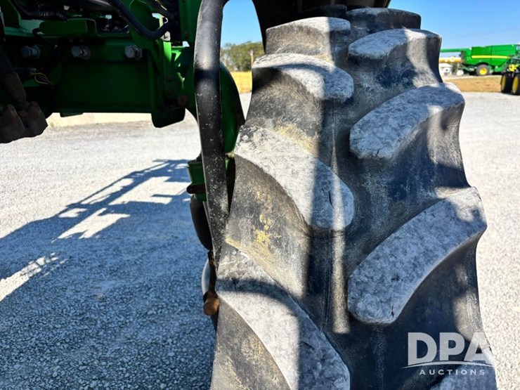 2014-john-deere-r4038-image-62
