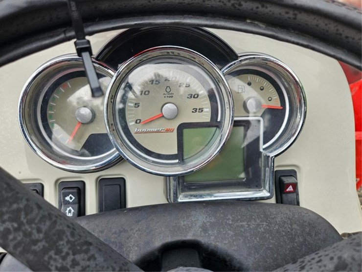 2006-new-holland-250tl-image-35
