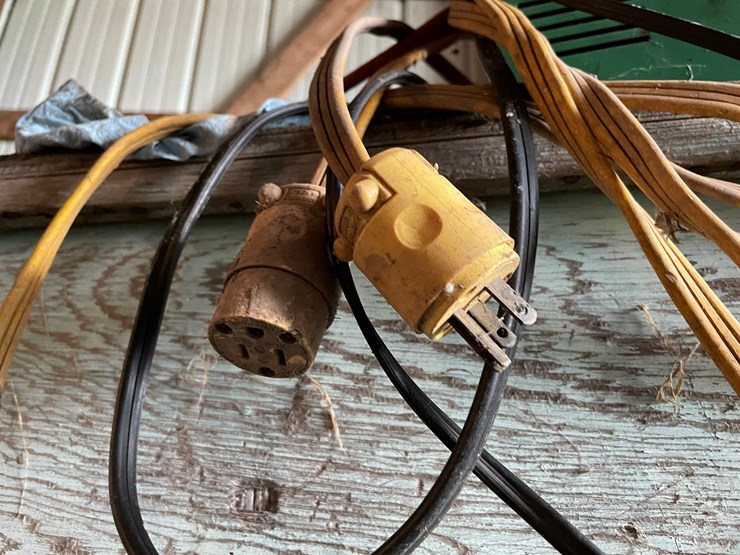 #7168-•-pallet-of-electrical-cords,-battery-chargers-and-wooden-box-image-10