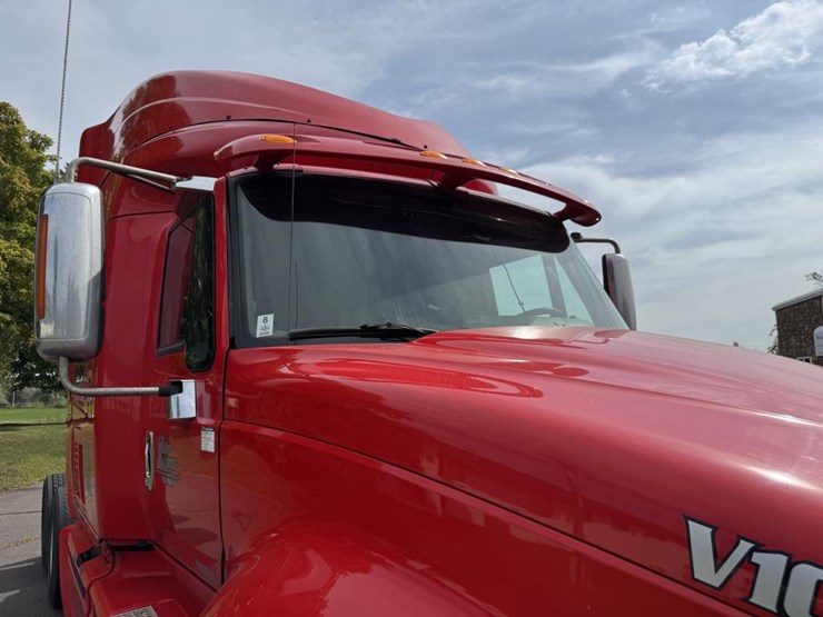 2014-international-prostar-image-22