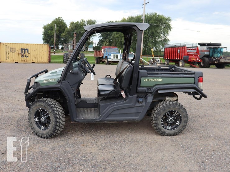 2019-john-deere-gator-xuv-835m-image-6