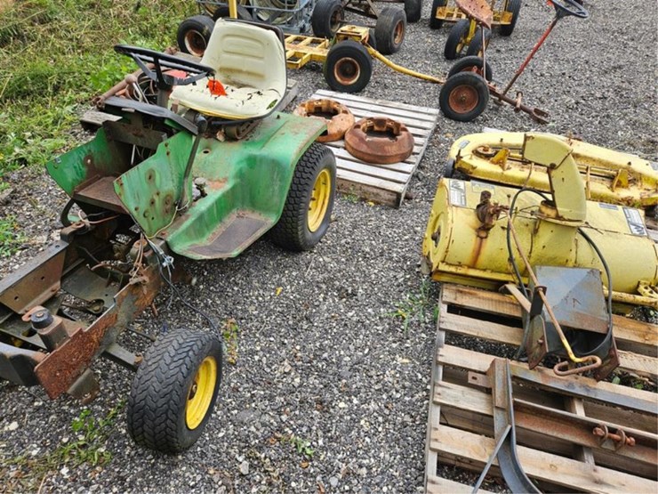 john-deere-la-image-1