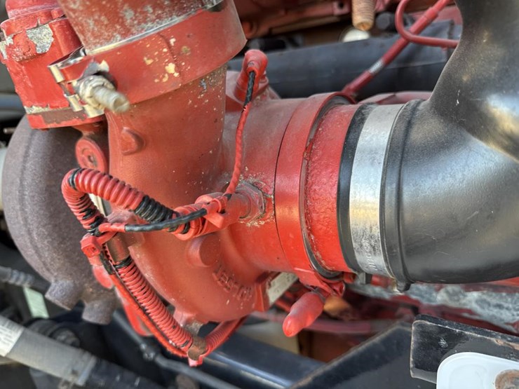 2022-peterbilt-579-image-24