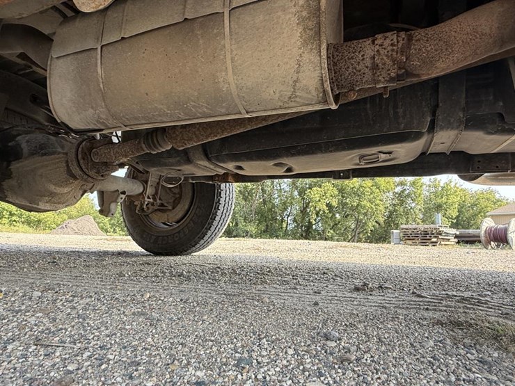 2013-ford-f350-image-41