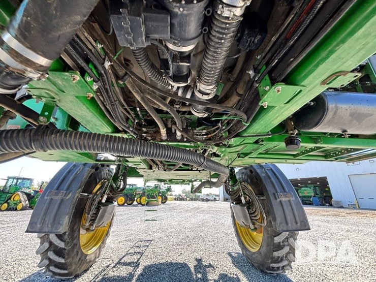 2014-john-deere-r4038-image-70