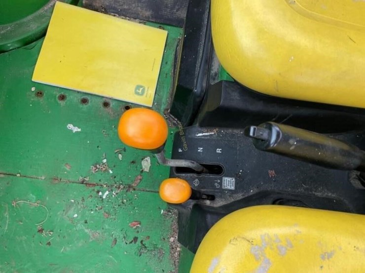 john-deere-gator-image-7