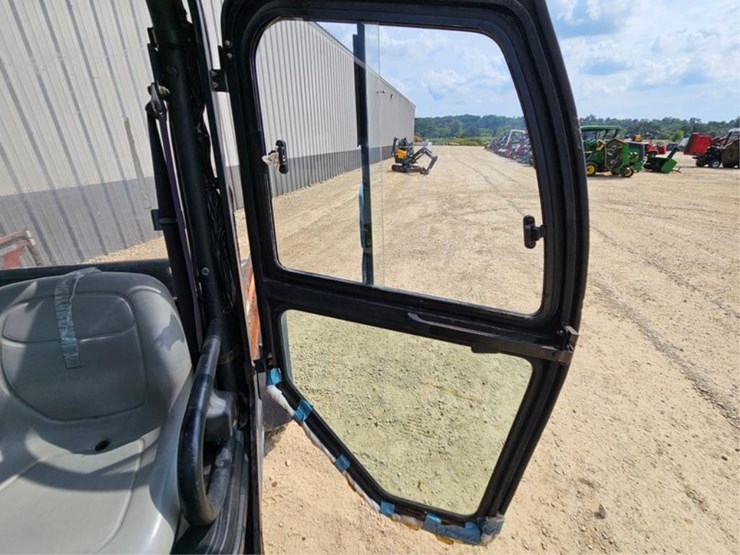 bobcat-2300-image-21