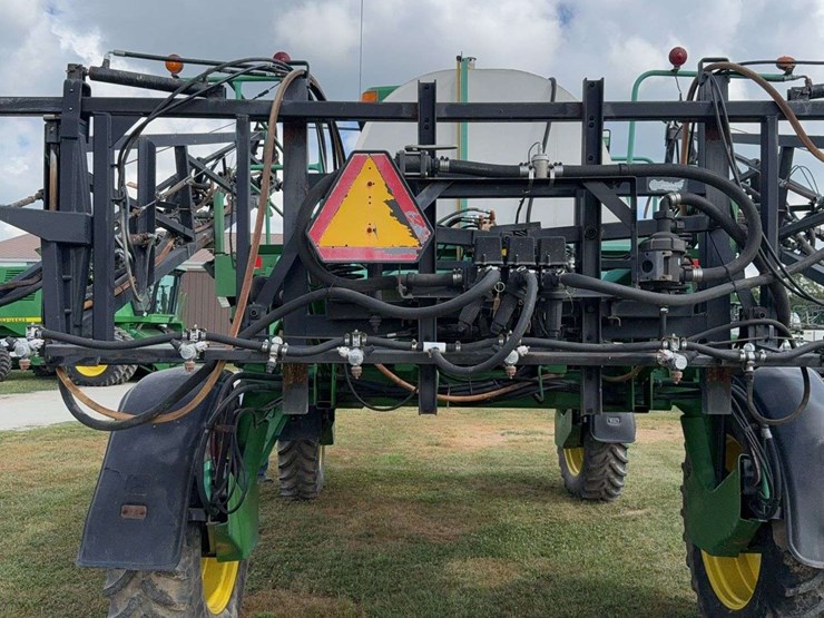 2000-john-deere-4700-image-36