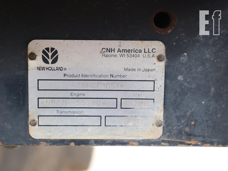 2008-new-holland-t2420-image-16