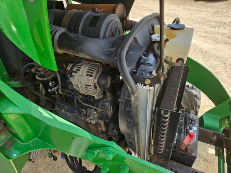 john-deere-4720-image-23