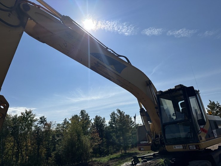 2001-caterpillar-m320-image-25