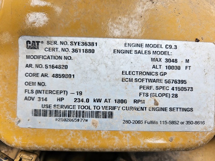 2017-caterpillar-336f-image-36