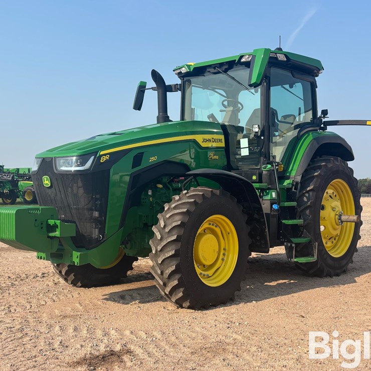 2024 JOHN DEERE 8R 250